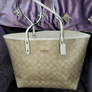 Coach City Tote in Monogram with Dust Bag